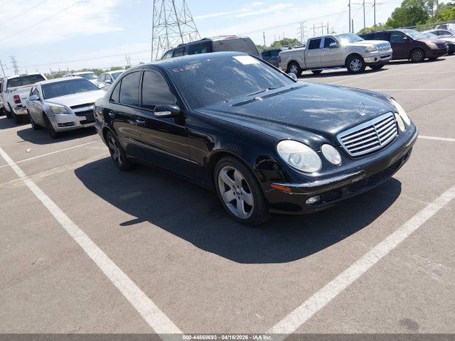 MERCEDES-BENZ E-CLASS - 1