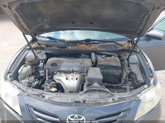 TOYOTA CAMRY - 10