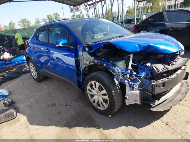 2019 TOYOTA C-HR LE