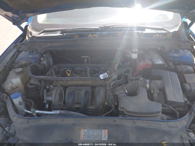 FORD FUSION SE - 10