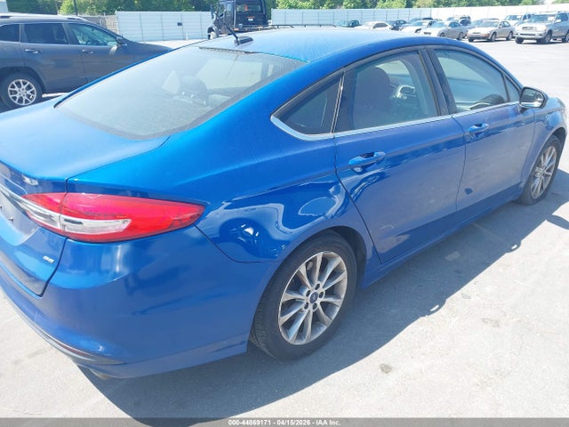 FORD FUSION SE - 4