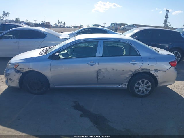 2010 Toyota COROLLA LE 缩略图 14