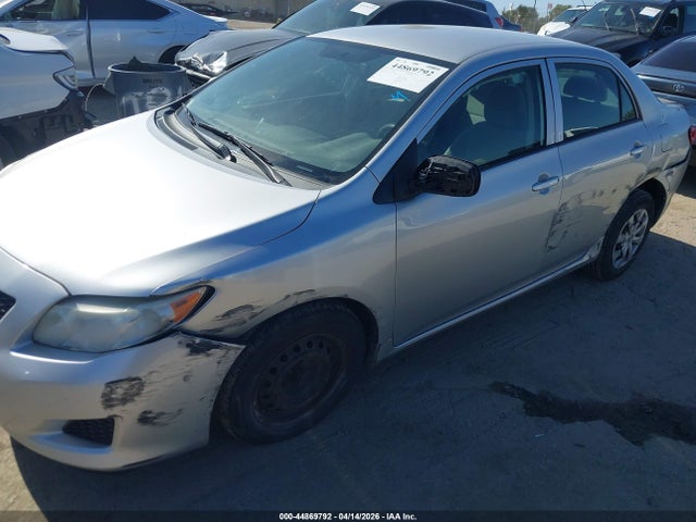 2010 Toyota COROLLA LE 照片 6