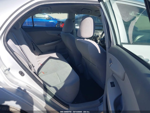2010 Toyota COROLLA LE 照片 8