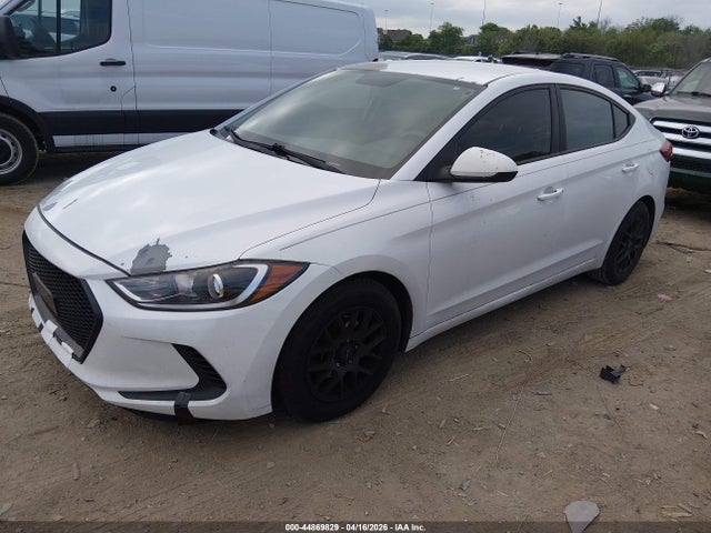 HYUNDAI ELANTRA SE - 2