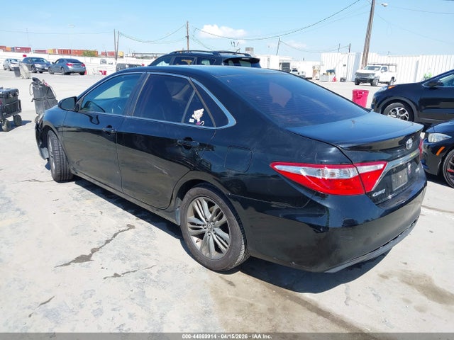 TOYOTA CAMRY - 3