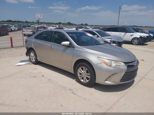 2016 TOYOTA CAMRY LE