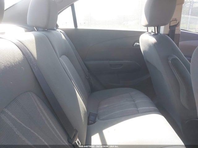 CHEVROLET SONIC LT AUTO - 8