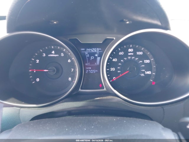 HYUNDAI VELOSTER BASE W/BLACK - 7