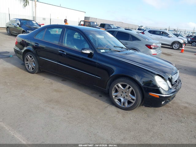 MERCEDES-BENZ E-CLASS - 1