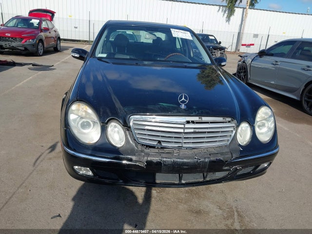 MERCEDES-BENZ E-CLASS - 6