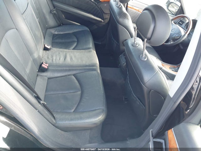 MERCEDES-BENZ E-CLASS - 8