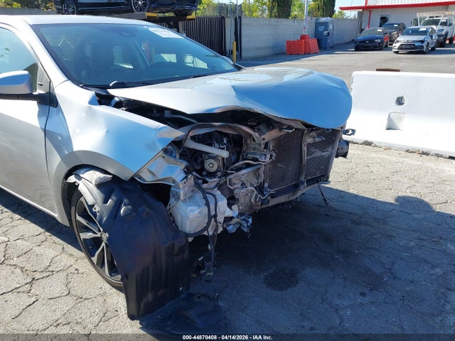 2018 Toyota COROLLA SE photo 6