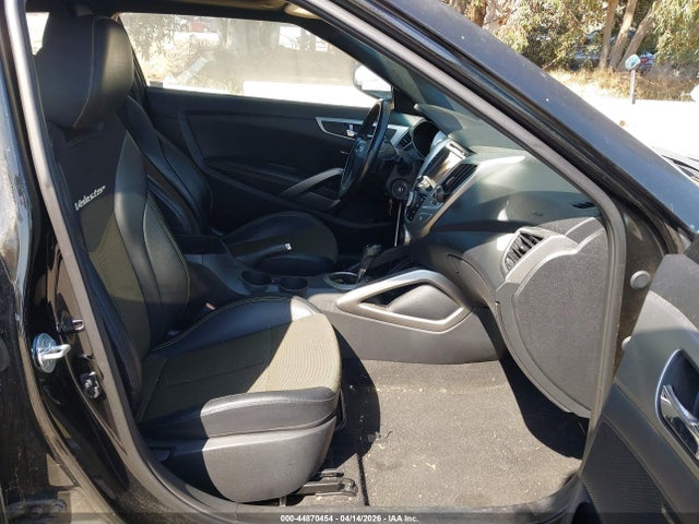 HYUNDAI VELOSTER - 5