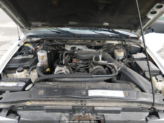 CHEVROLET S-10 LS - 10