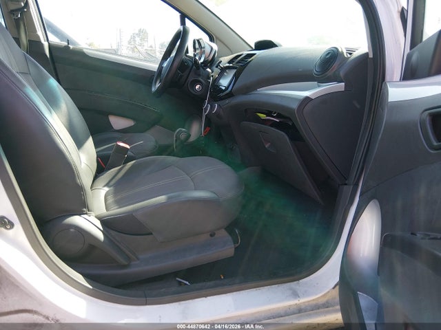 CHEVROLET SPARK 1LT AUTO - 5