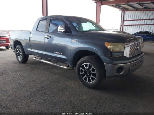 TOYOTA TUNDRA - 1