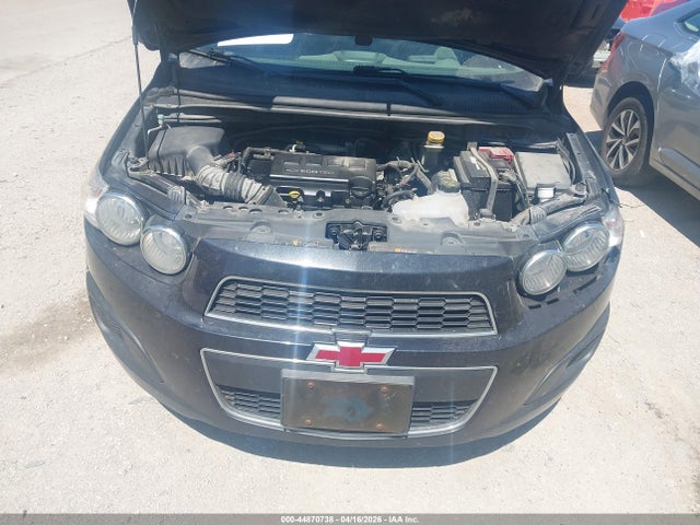 CHEVROLET SONIC LT MANUAL - 10