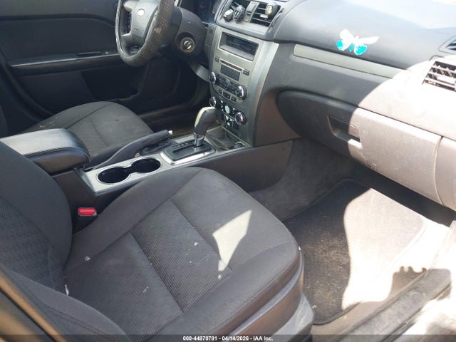 FORD FUSION SE - 5