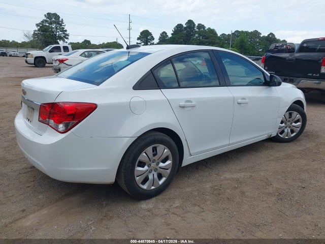 CHEVROLET CRUZE LS AUTO - 4