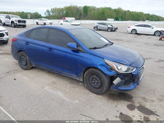 HYUNDAI ACCENT SE - 1