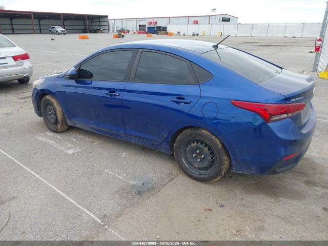 HYUNDAI ACCENT SE - 3