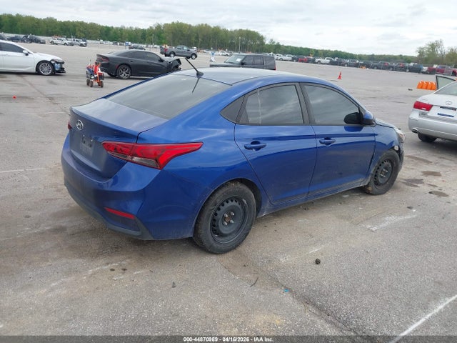 HYUNDAI ACCENT SE - 4