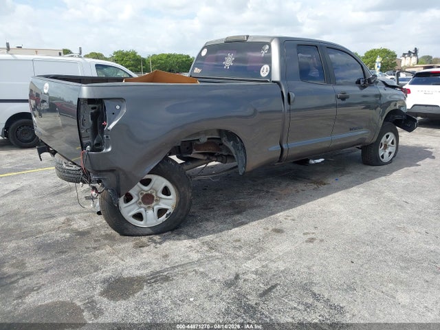 TOYOTA TUNDRA - 4