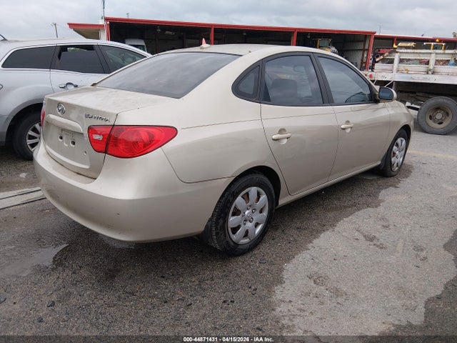 HYUNDAI ELANTRA GLS/SE - 4