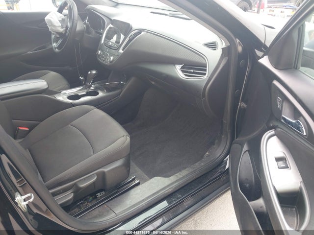 2018 CHEVROLET MALIBU LT 5