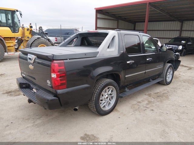 CHEVROLET AVALANCHE - 4