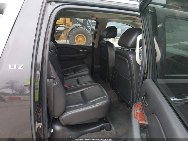 CHEVROLET AVALANCHE - 8