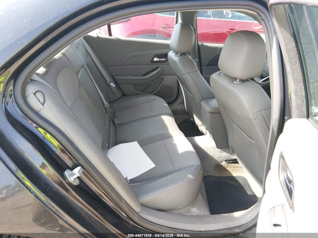 CHEVROLET MALIBU 2LT - 8