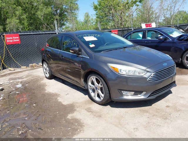 FORD FOCUS TITANIUM - 1