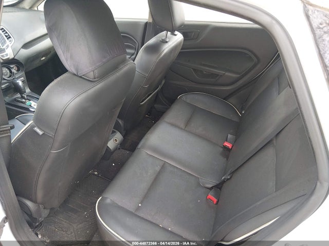FORD FIESTA SEL - 8