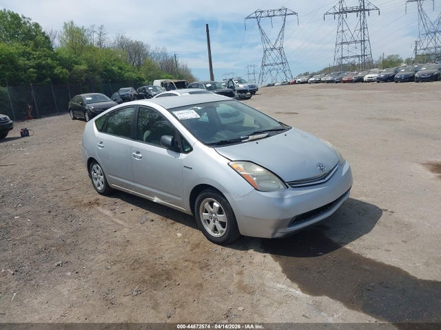 TOYOTA PRIUS - 1