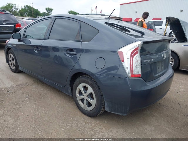 TOYOTA PRIUS - 3