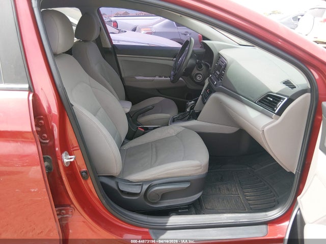 HYUNDAI ELANTRA SE - 5