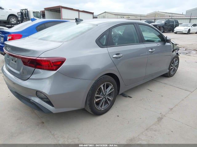 KIA FORTE LXS - 4