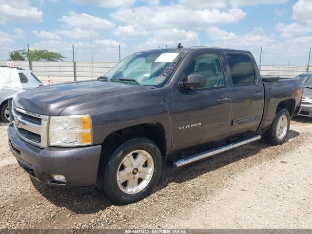 CHEVROLET SILVERADO 1500 LTZ - 2
