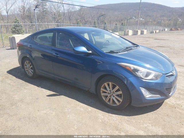 HYUNDAI ELANTRA SE - 1