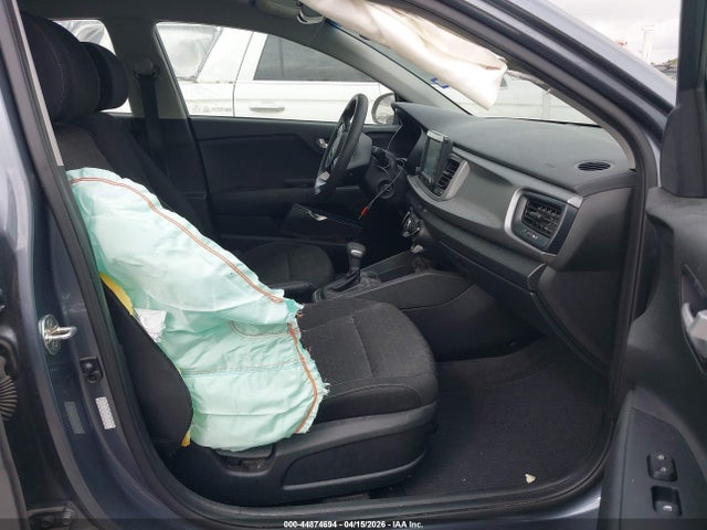 KIA RIO - 5