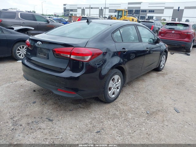صورة 4 لـ 2017 KIA FORTE LX
