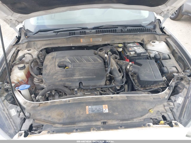 FORD FUSION SE - 10
