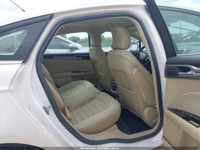 FORD FUSION SE - 8