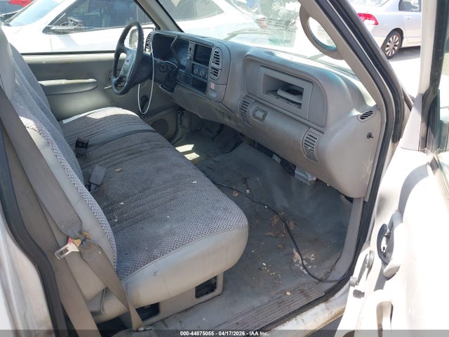 CHEVROLET C3500 CHASSIS - 5