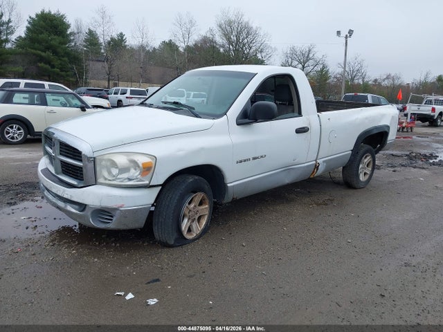 DODGE RAM 1500 SLT - 2