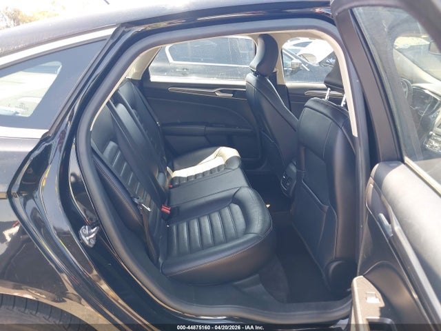 FORD FUSION ENERGI SE LUXURY - 8