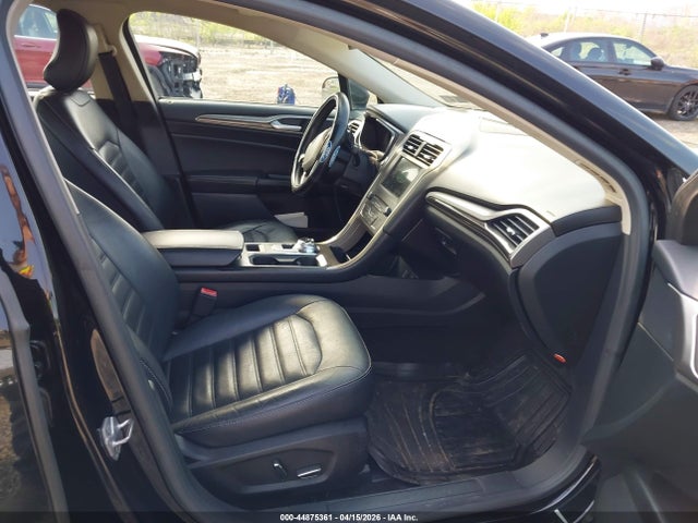 FORD FUSION SE - 5