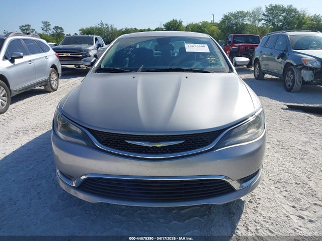 2015 Chrysler 200 LIMITED — миниатюра 13